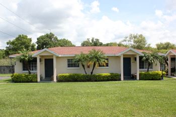 One story villas